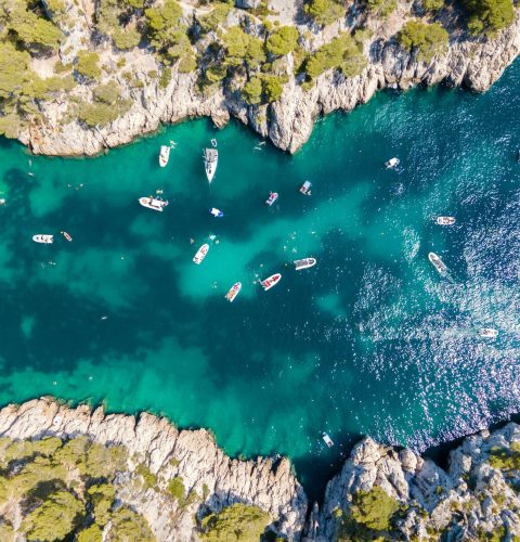 Les Calanques de Marseille à proximité des Trois Voiles