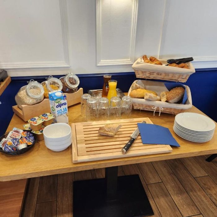 Hotel Les Trois Voiles petit-déjeuner